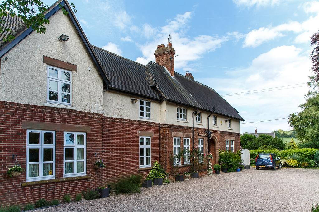 Heywood Hall Denstone エクステリア 写真
