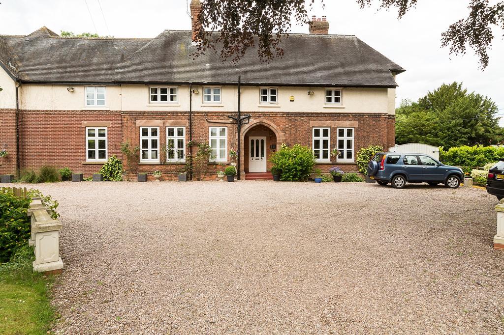 Heywood Hall Denstone エクステリア 写真